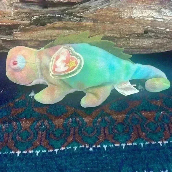 Ty Other - TY Iggy, the rainbow iguana. Great condition. 1997. Very collectible.